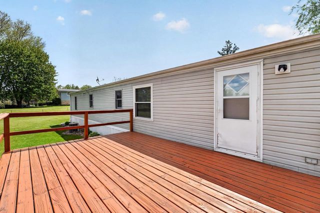 7110 Frenchtown Road, Belleville, WI 53508