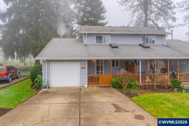 468 Harris Ln, Oregon City, OR 97045