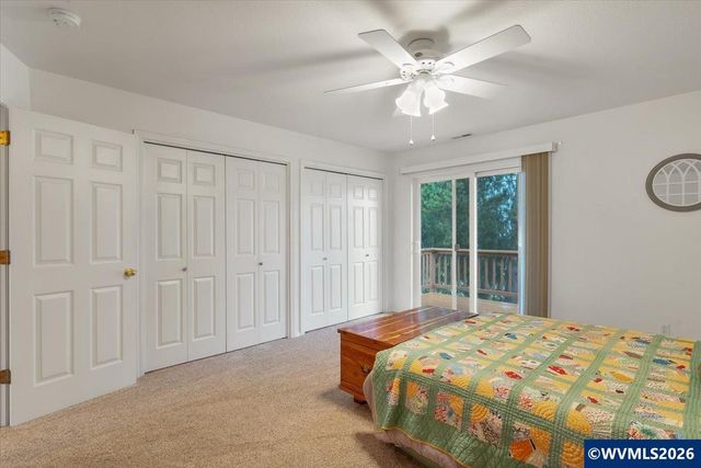 468 Harris Ln, Oregon City, OR 97045