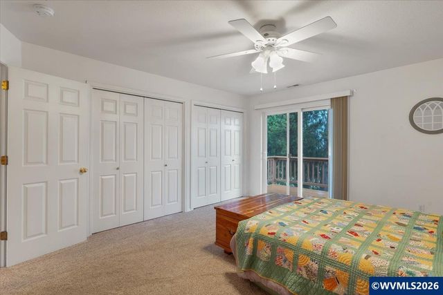 468 Harris Ln, Oregon City, OR 97045