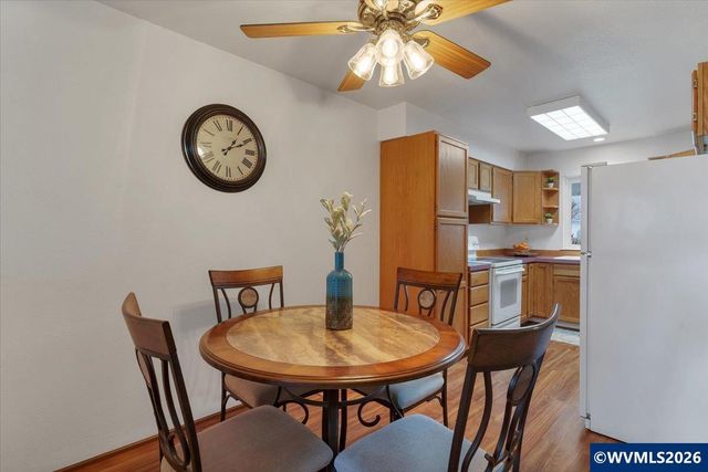 468 Harris Ln, Oregon City, OR 97045