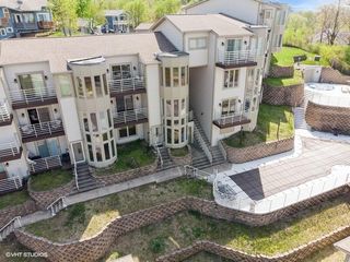 333 Lake Shore Drive B2, Michigan City, IN 46360