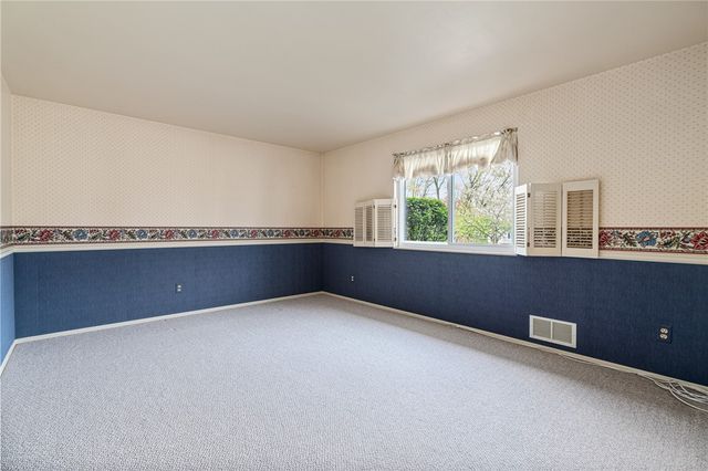1001 Centergate Drive, Bethel Park, PA 15102