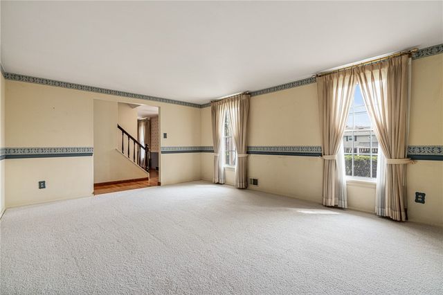 1001 Centergate Drive, Bethel Park, PA 15102