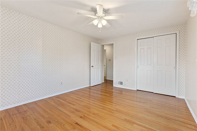 1001 Centergate Drive, Bethel Park, PA 15102