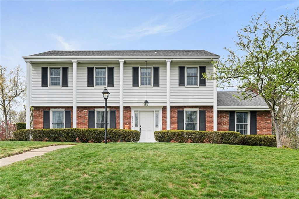 1001 Centergate Drive, Bethel Park, PA 15102
