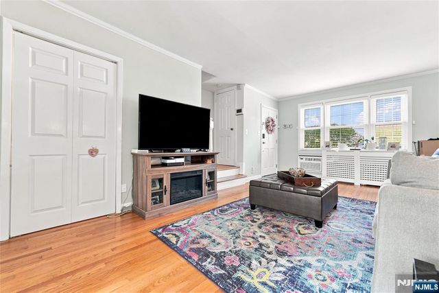 283 Elmwood Avenue A, Maplewood, NJ 07040
