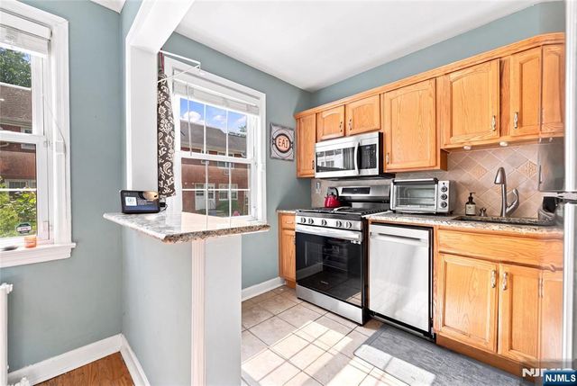 283 Elmwood Avenue A, Maplewood, NJ 07040
