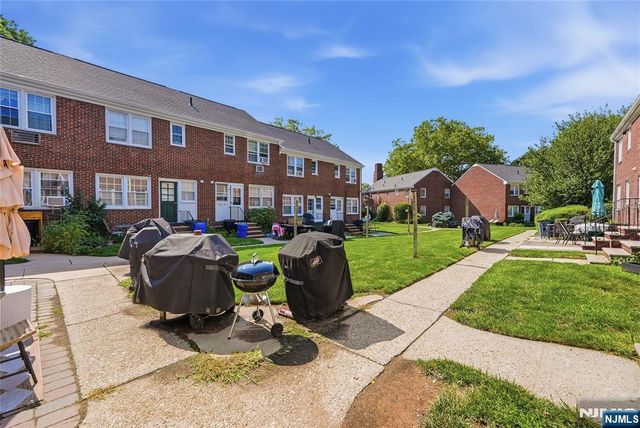 283 Elmwood Avenue A, Maplewood, NJ 07040