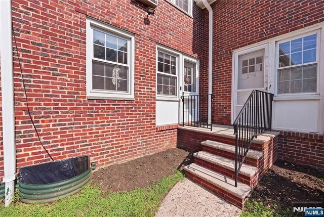 283 Elmwood Avenue A, Maplewood, NJ 07040