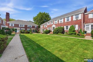 283 Elmwood Avenue A, Maplewood, NJ 07040