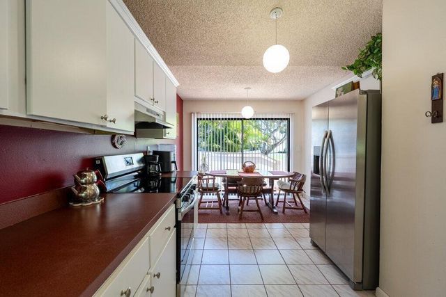1 Afton Place, Boynton Beach, FL 33426