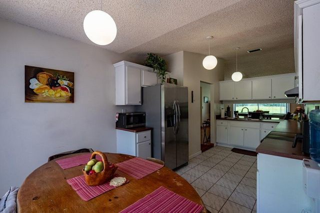 1 Afton Place, Boynton Beach, FL 33426