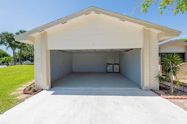 1 Afton Place, Boynton Beach, FL 33426