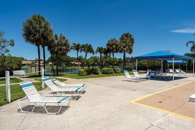 1 Afton Place, Boynton Beach, FL 33426
