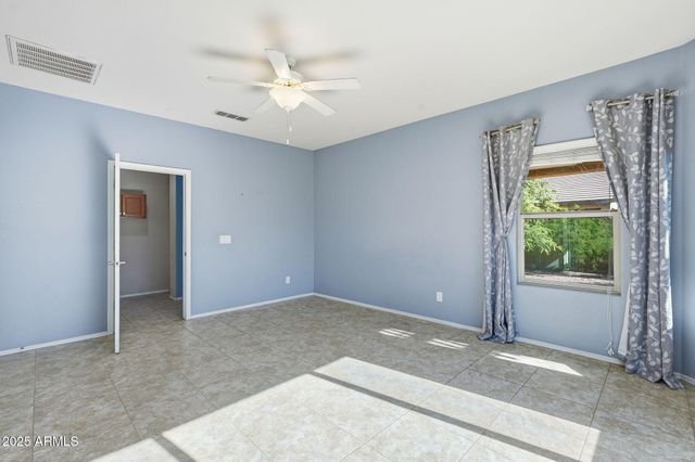 17517 W PINNACLE VISTA Drive, Surprise, AZ 85387