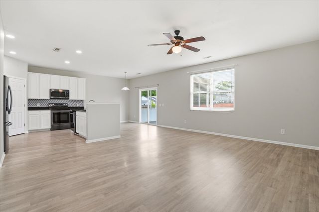 9665 Godwin Street, Ladson, SC 29456