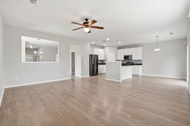 9665 Godwin Street, Ladson, SC 29456