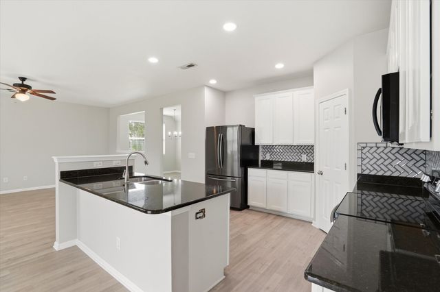 9665 Godwin Street, Ladson, SC 29456
