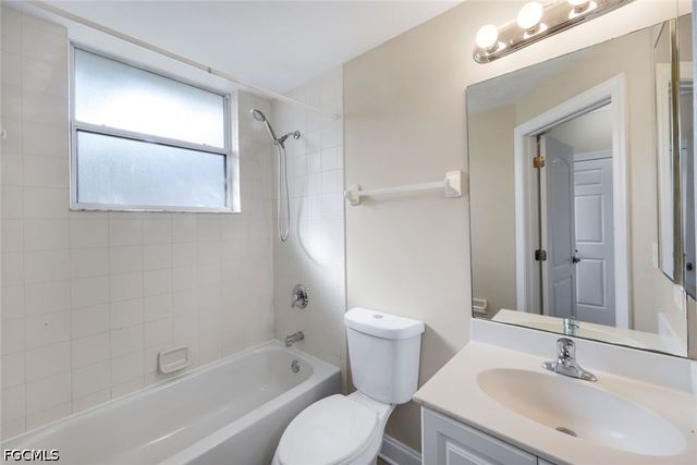 3532 Milan DR, Fort Myers, FL 33916