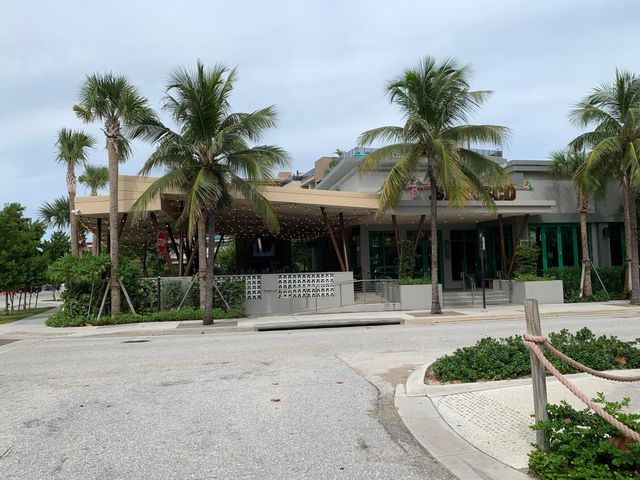 3208 SE 11th Street 201, Pompano Beach, FL 33062