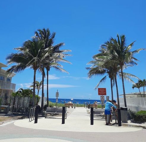 3208 SE 11th Street 201, Pompano Beach, FL 33062