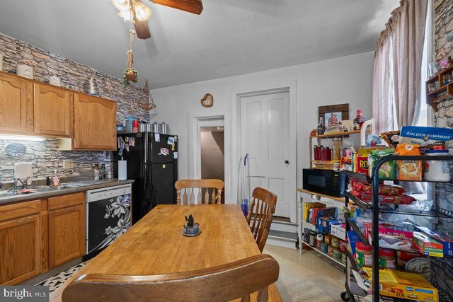 827 CHESTNUT ST, Lebanon, PA 17042