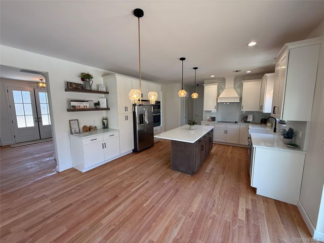 7 Morrow Court, Walden, NY 12586