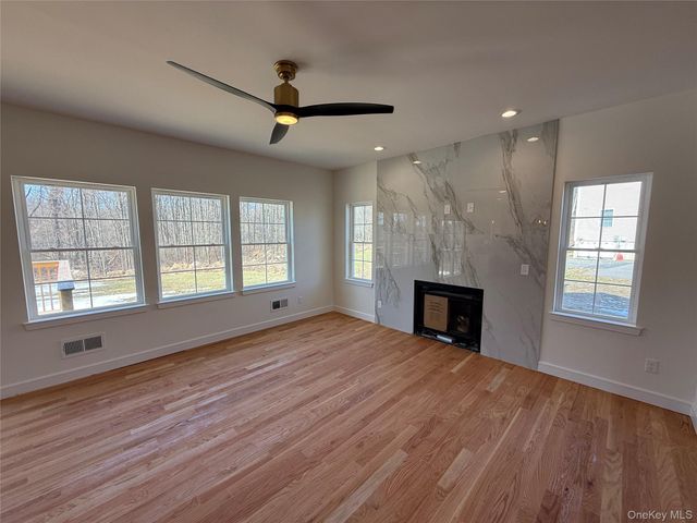 7 Morrow Court, Walden, NY 12586