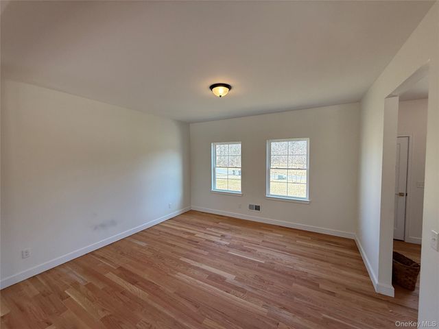 7 Morrow Court, Walden, NY 12586