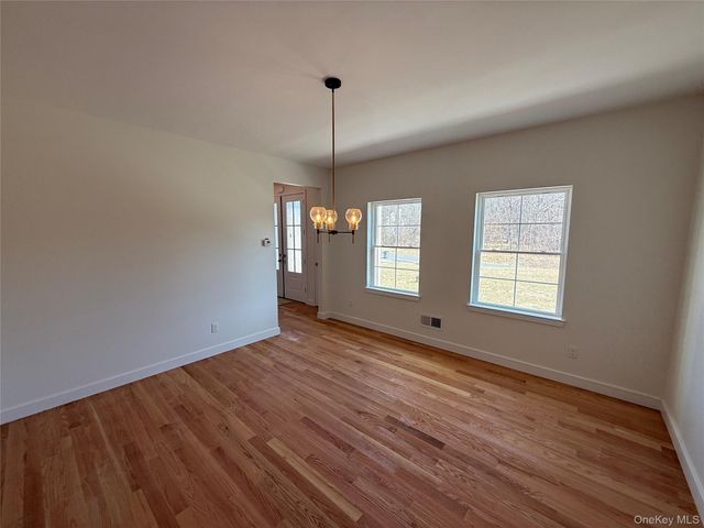 7 Morrow Court, Walden, NY 12586