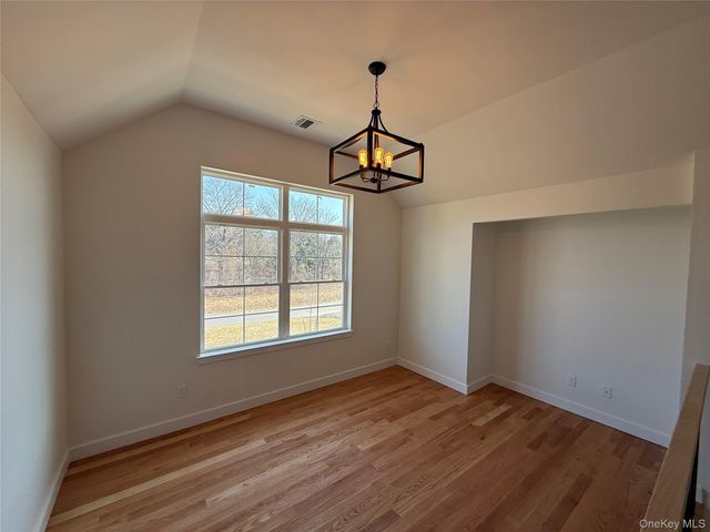 7 Morrow Court, Walden, NY 12586