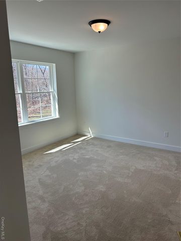 7 Morrow Court, Walden, NY 12586