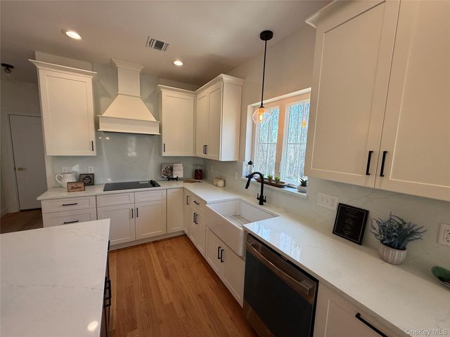 7 Morrow Court, Walden, NY 12586