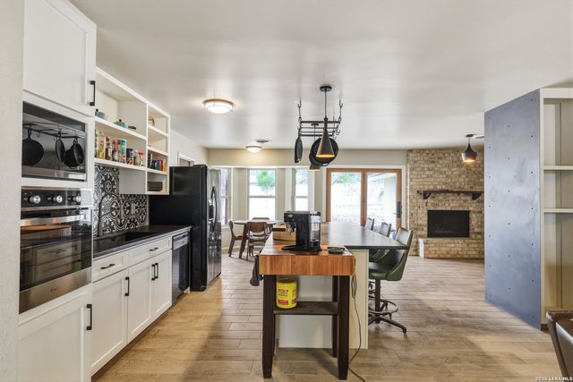 10919 Burr Oak, San Antonio, TX 78230