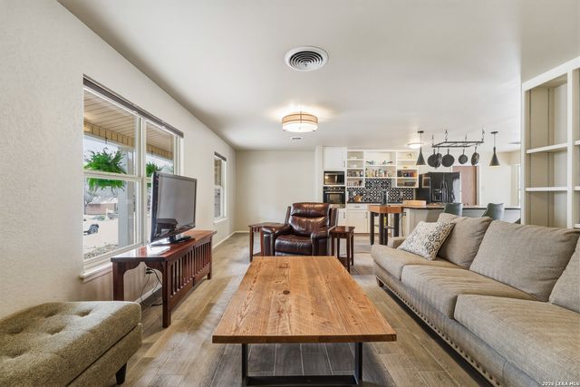 10919 Burr Oak, San Antonio, TX 78230