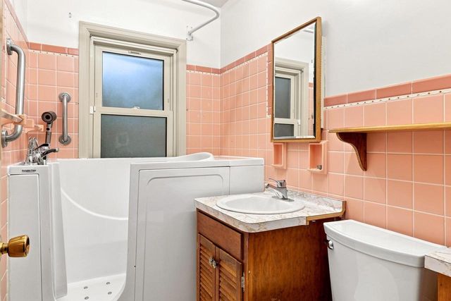 1348 Grove AVENUE, Racine, WI 53405