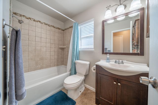 1639 Andrew Avenue, Anderson, CA 96007