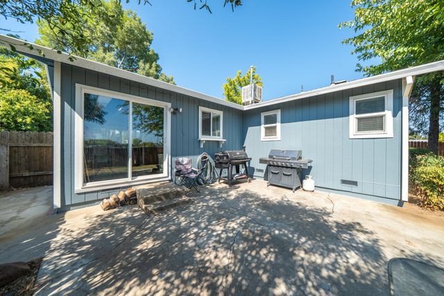 1639 Andrew Avenue, Anderson, CA 96007