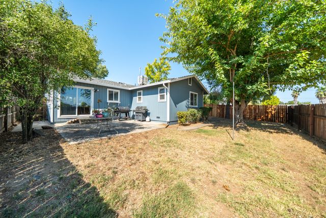 1639 Andrew Avenue, Anderson, CA 96007