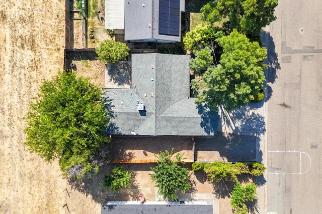 1639 Andrew Avenue, Anderson, CA 96007
