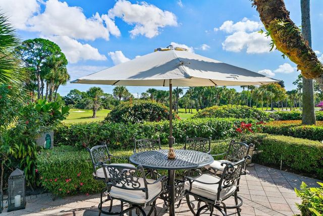 8010 Fairway Lane, West Palm Beach, FL 33412