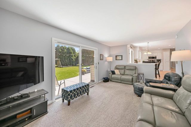 3640 Dominic DRIVE, Brookfield, WI 53045