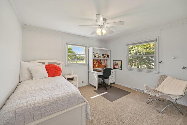 3640 Dominic DRIVE, Brookfield, WI 53045