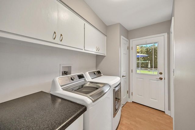 3640 Dominic DRIVE, Brookfield, WI 53045