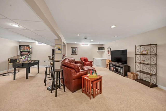 3640 Dominic DRIVE, Brookfield, WI 53045