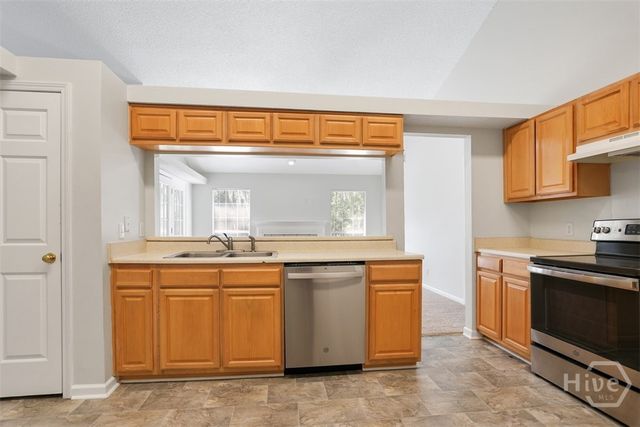 105 Laurens Lane, Savannah, GA 31419