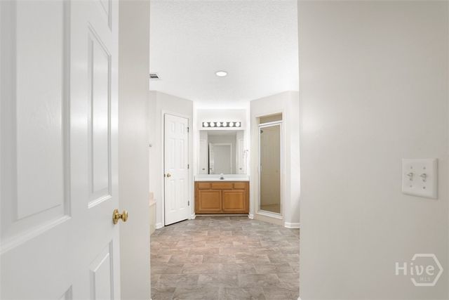 105 Laurens Lane, Savannah, GA 31419