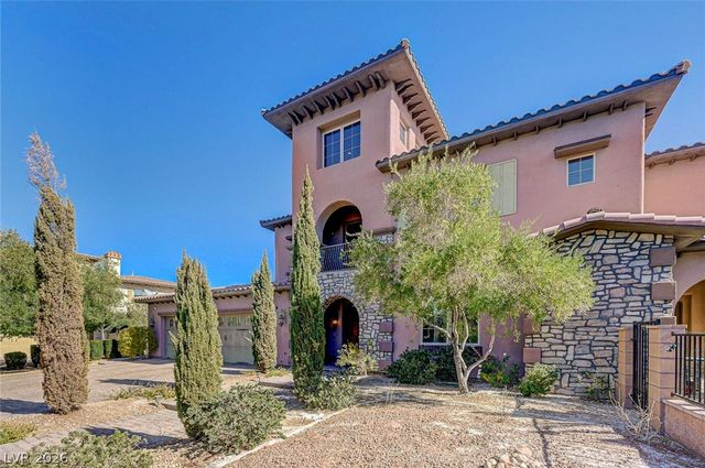 8490 Via De Bellasidra Court, Las Vegas, NV 89123