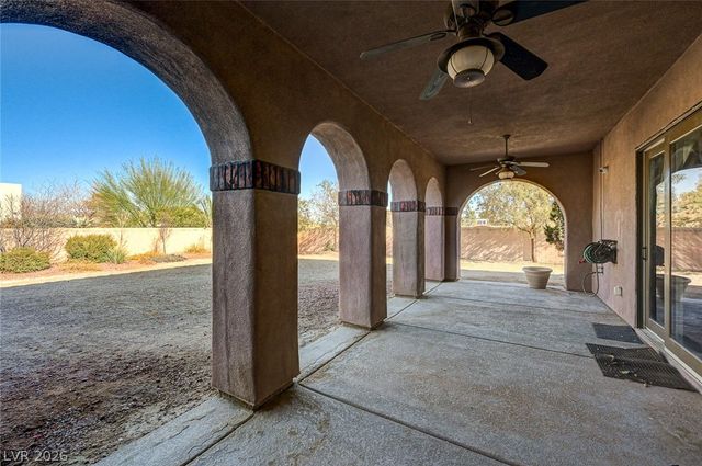 8490 Via De Bellasidra Court, Las Vegas, NV 89123